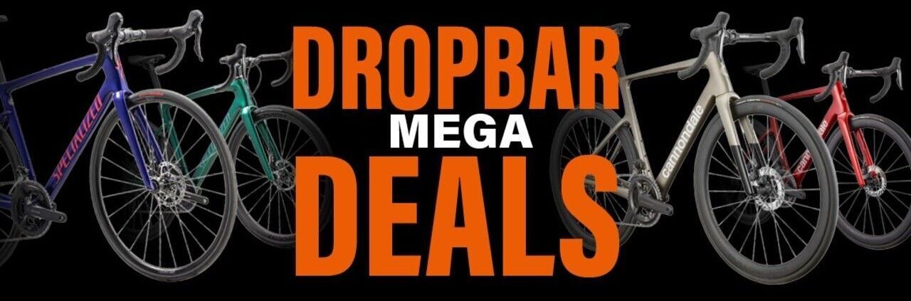 Werbebanner mit hochwertigen Rennrädern von Specialized und Cannondale – Schriftzug „Dropbar Mega Deals“ hebt Sonderangebote für Dropbar-Bikes hervor.