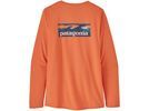 Patagonia Women's Long-Sleeved Capilene Cool Daily Graphic Shirt Boardshort Logo, tigerlily orange x-dye | Bild 3