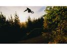 Specialized Status 2 170 DH, metallic spruce/purple haze | Bild 11