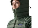 Patagonia Women's Down Sweater Hoody, canopy green | Bild 2