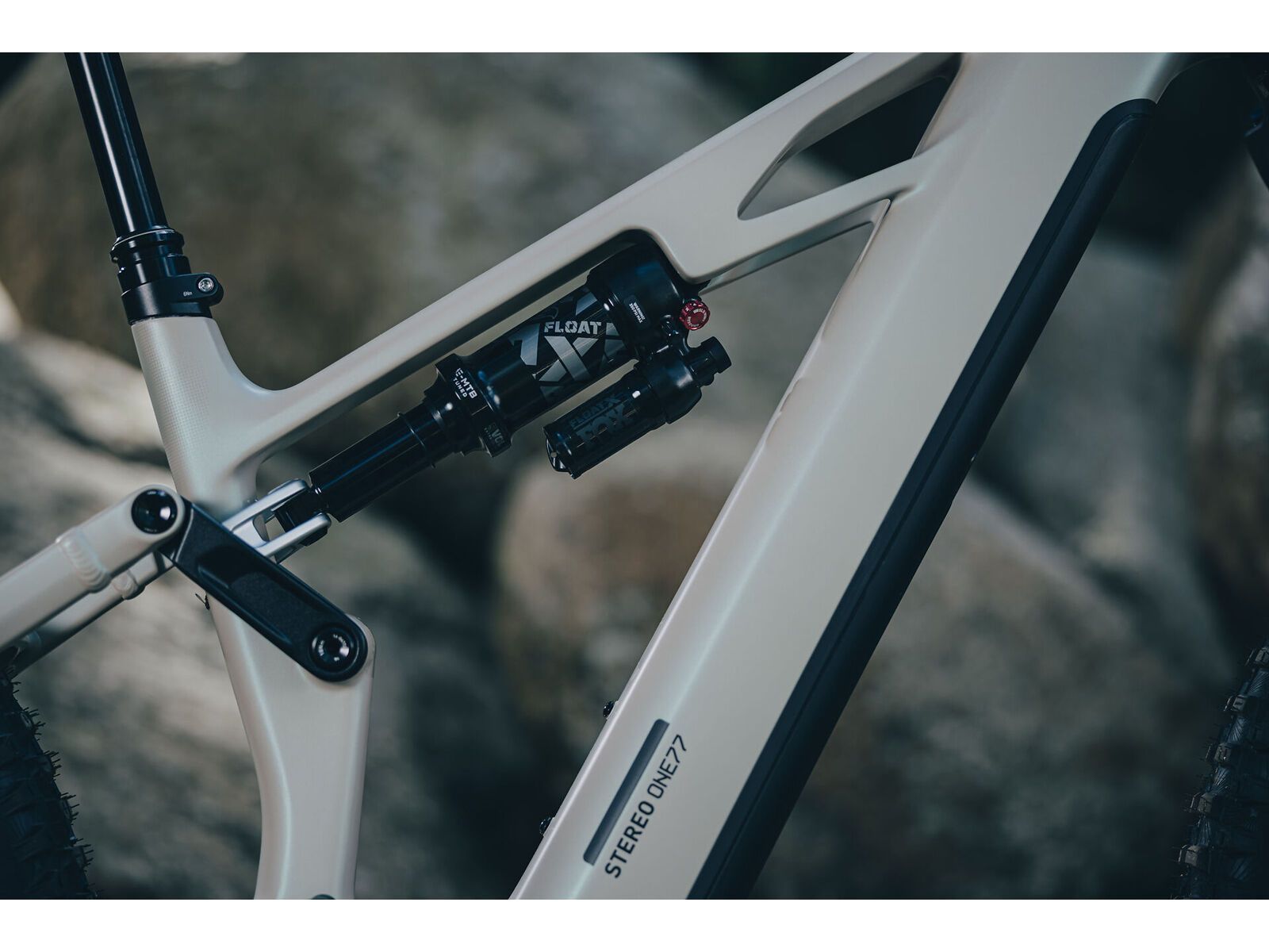 Cube Stereo Hybrid One77 HPC SLX 800, glintsand´n´black - Bild 9