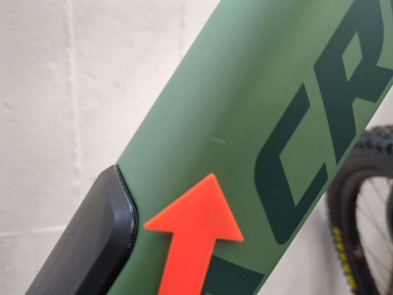 ***2. Wahl*** Santa Cruz Bronson C / 90 / MX matte poblano green - Bild 4