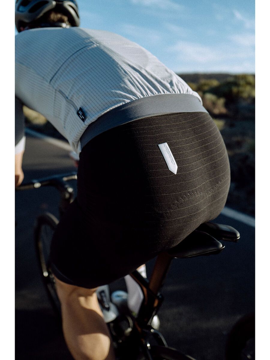 Q36.5 Unique Pro Bib Shorts, schwarz - Bild 10