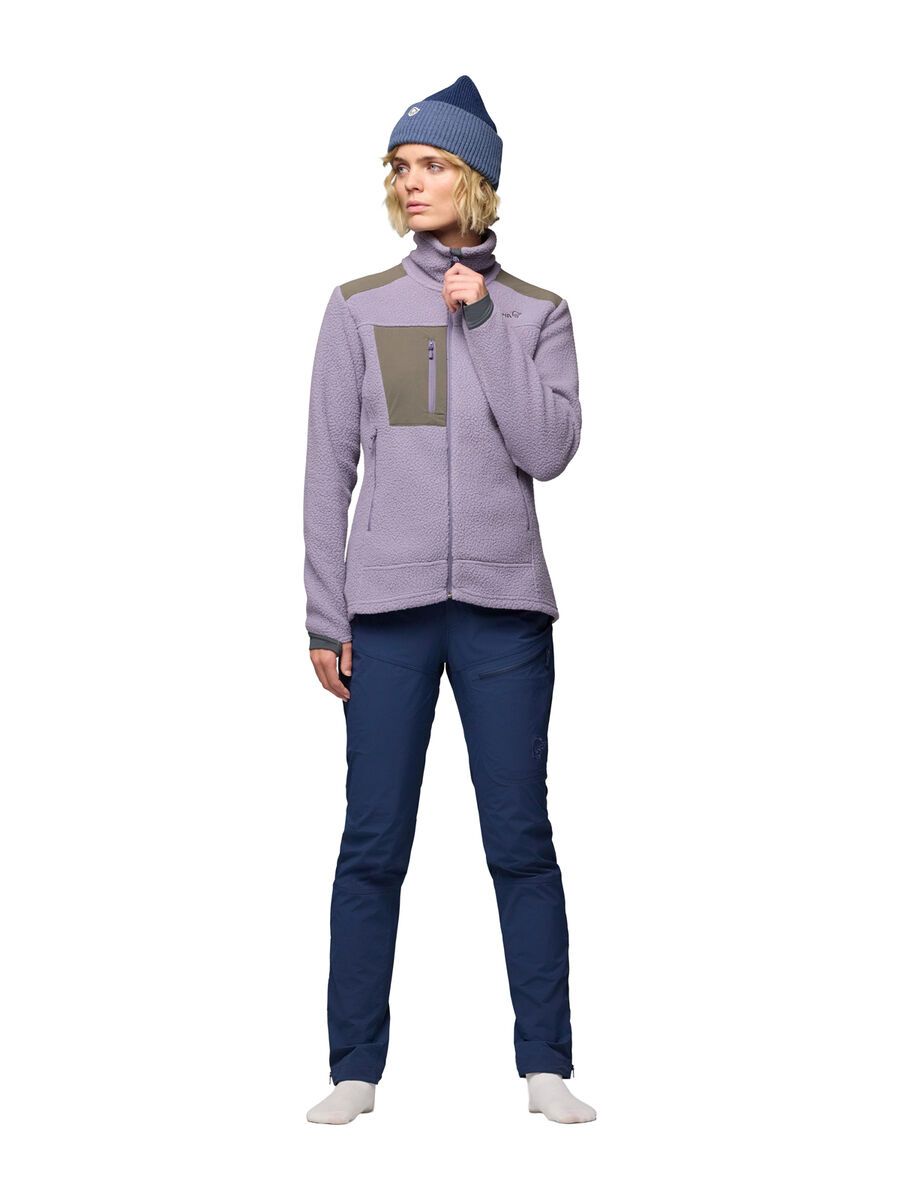 Norrona trollveggen warm3 Jacket W's, purple sage - Bild 4