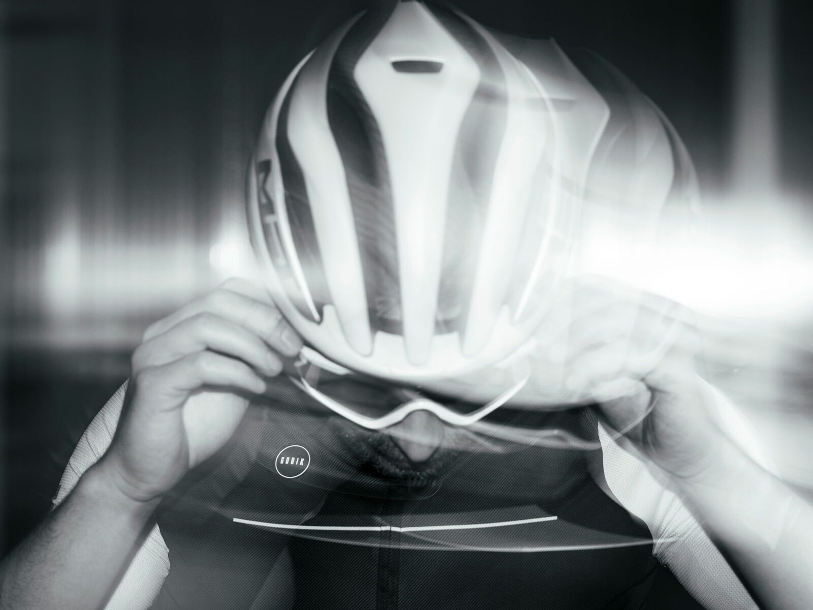 MET Trenta 3K Carbon MIPS, blue iridescent/matt - Bild 13