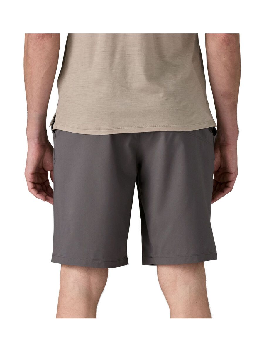 Patagonia Men's Terrebonne Shorts, forge grey - Bild 3