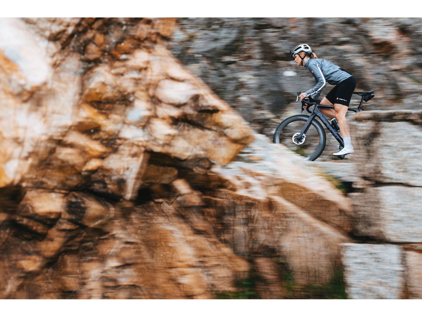 ***2. Wahl*** Castelli Tempesta Lite Jacket gray - Bild 14