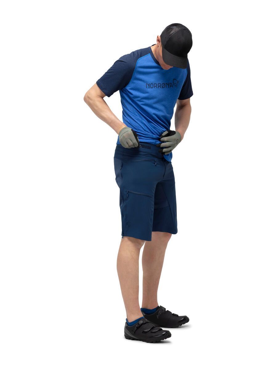 Norrona fjørå flex1 mid weight Shorts M's, indigo night - Bild 4