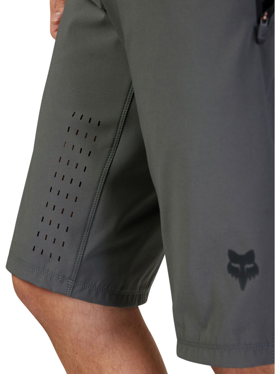 Fox Defend Short, dark shadow - Bild 5