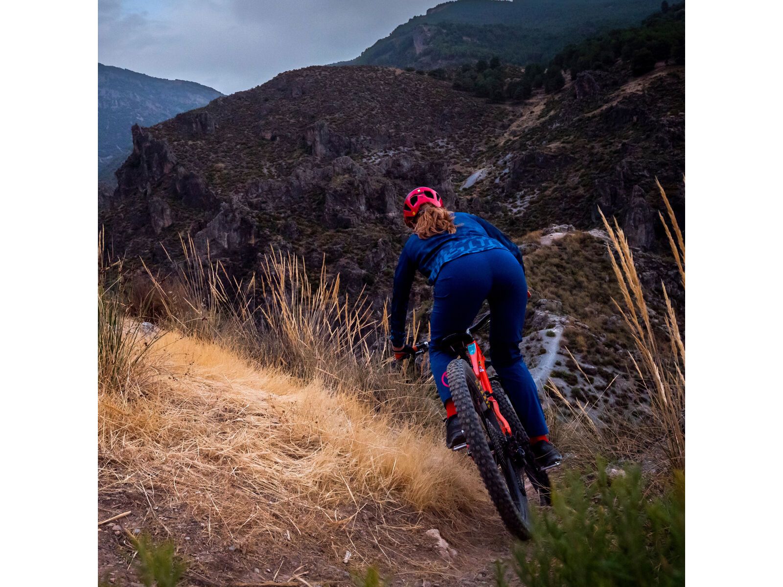 Endura Damen MT500 Burner Lite Hose, blaubeere - Bild 5