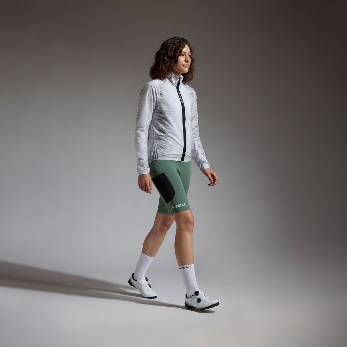 GOREWEAR Spinshift Pixel Windbreaker Damen, strave white/multicolor - Bild 8