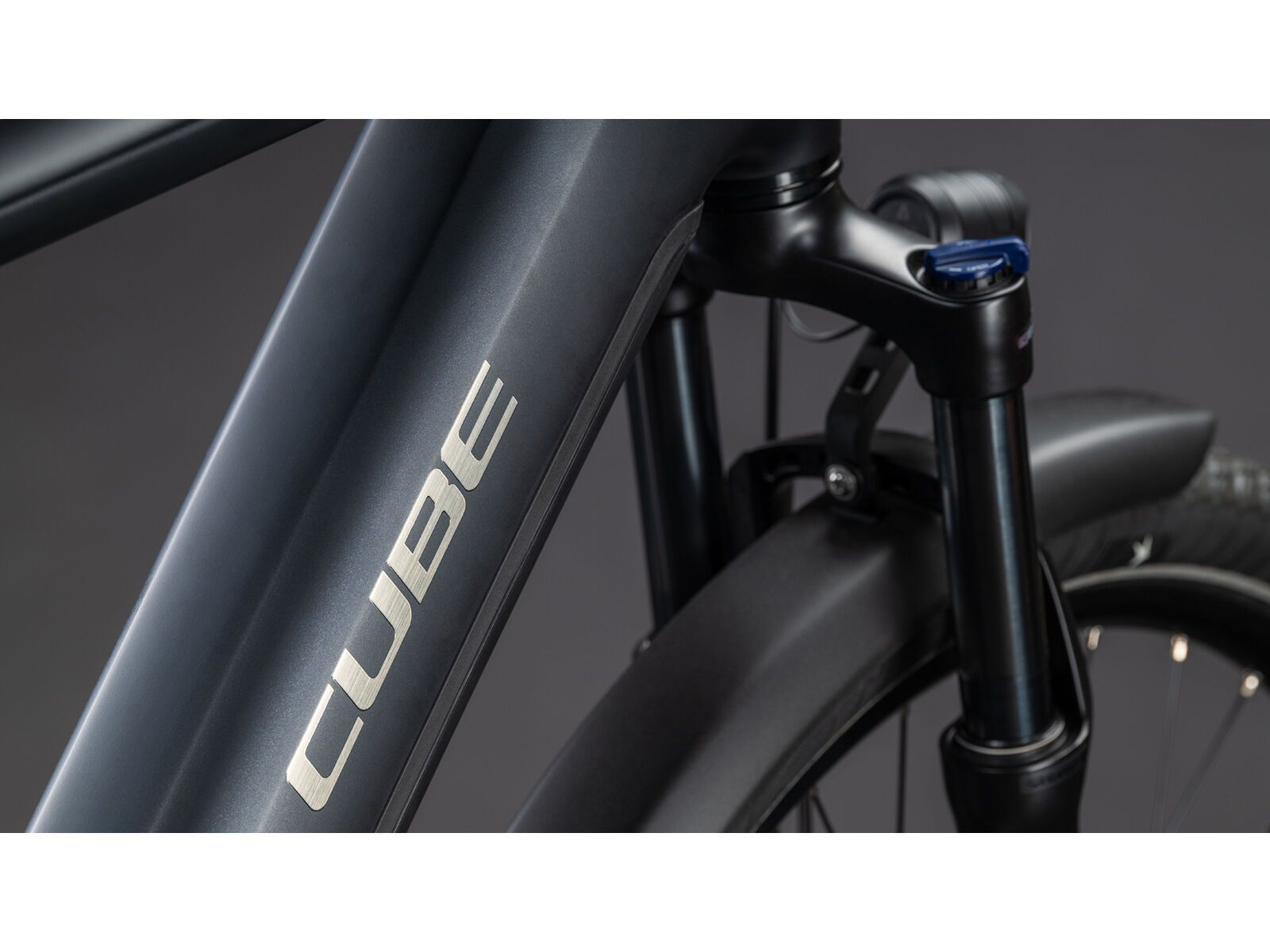 Cube Touring Hybrid One 600, coal´n´chrome - Bild 4