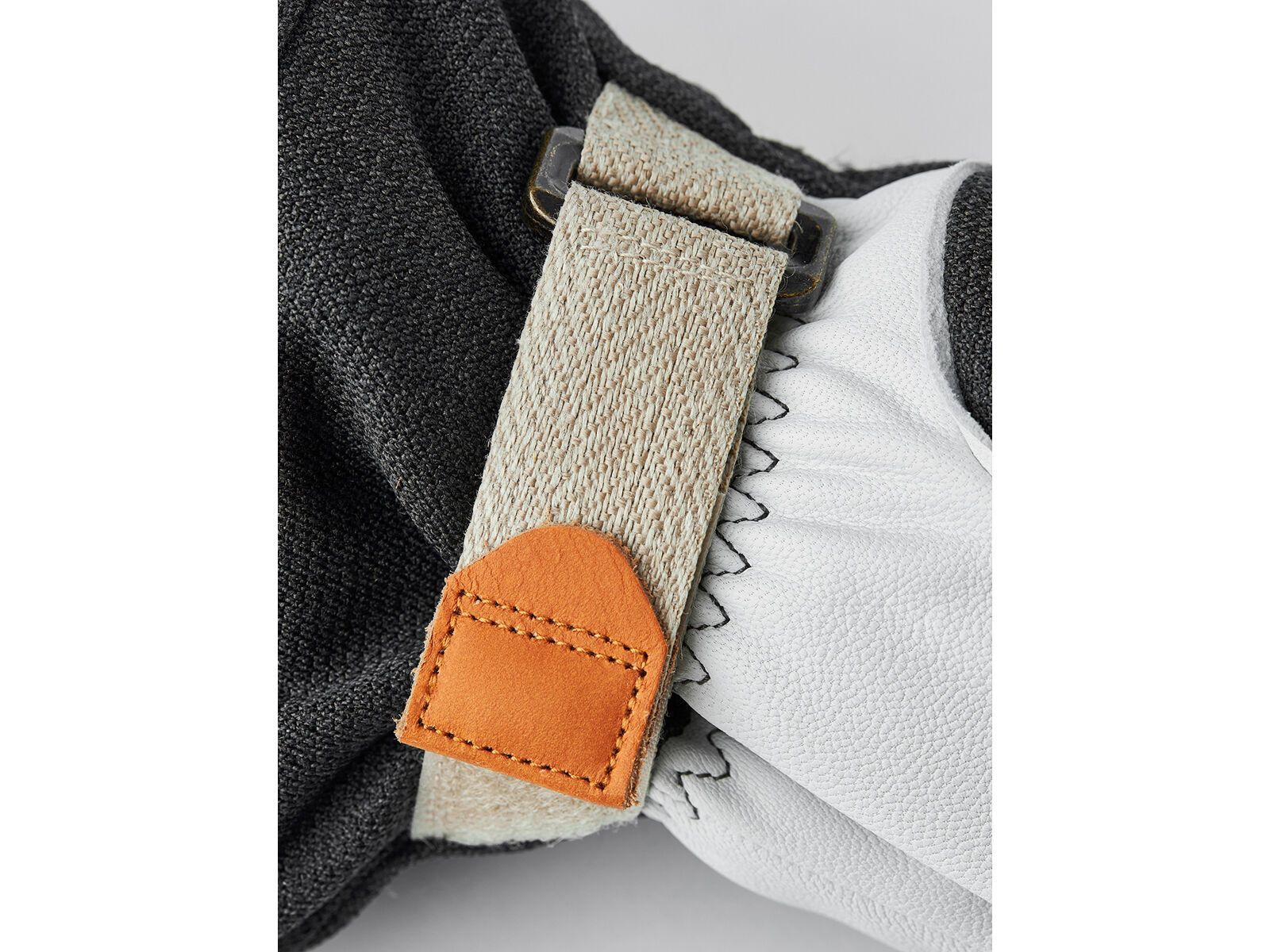Hestra Army Leather Patrol Gauntlet Mitt, charcoal - Bild 7