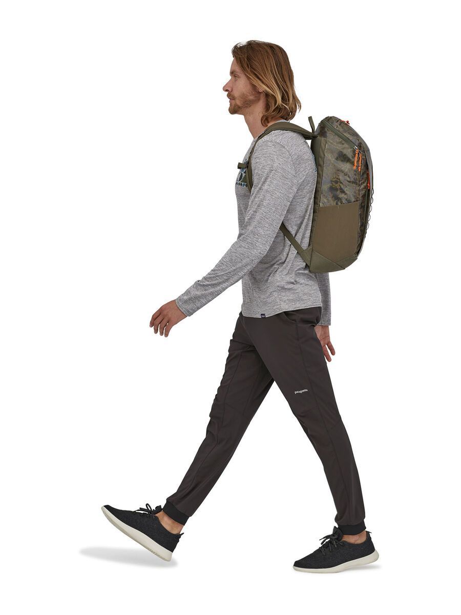 Patagonia Black Hole Pack 25L, lichen: basin green - Bild 4