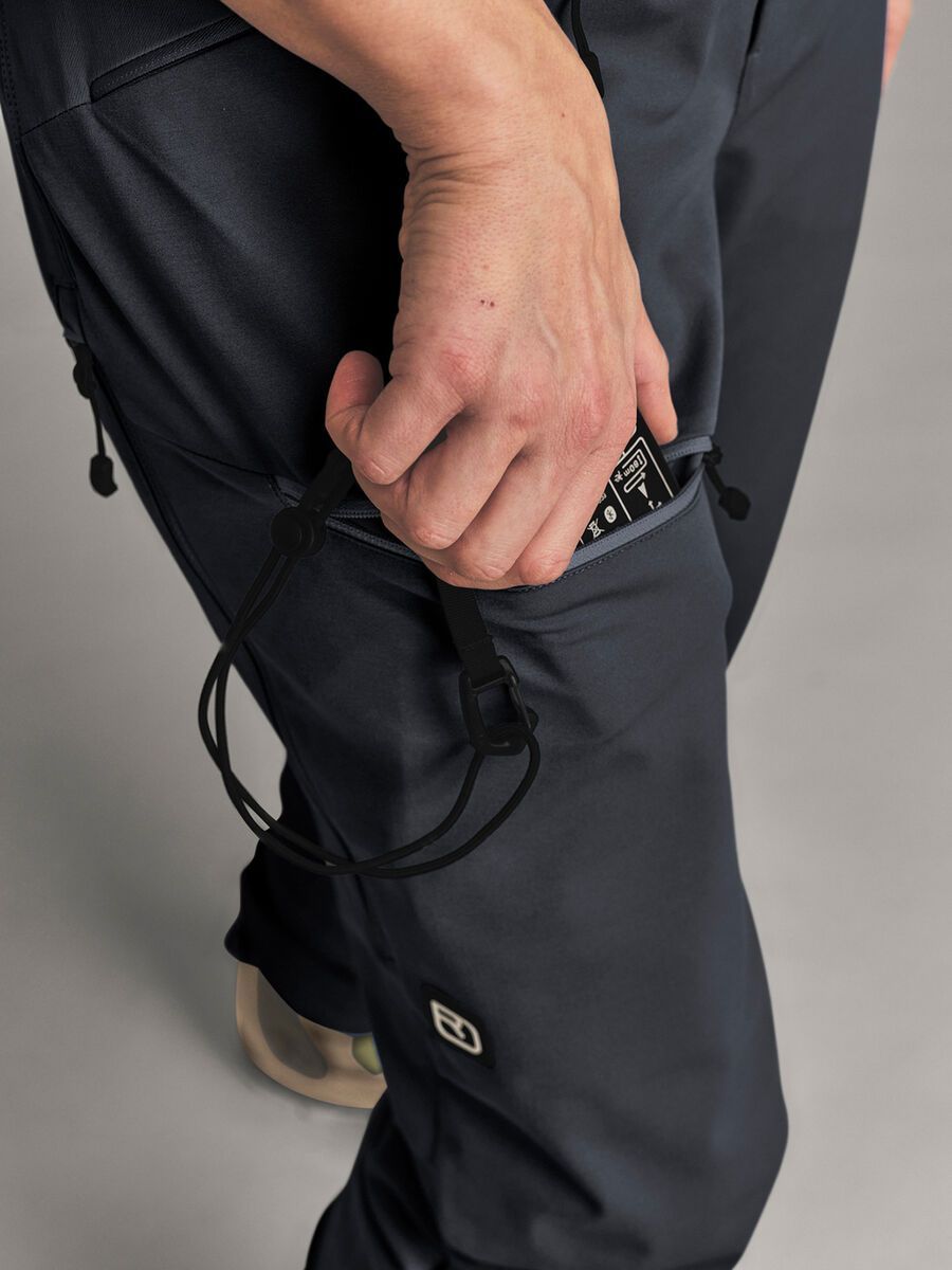 Ortovox Ortler Softshell Plus Pants W, black raven - Bild 9
