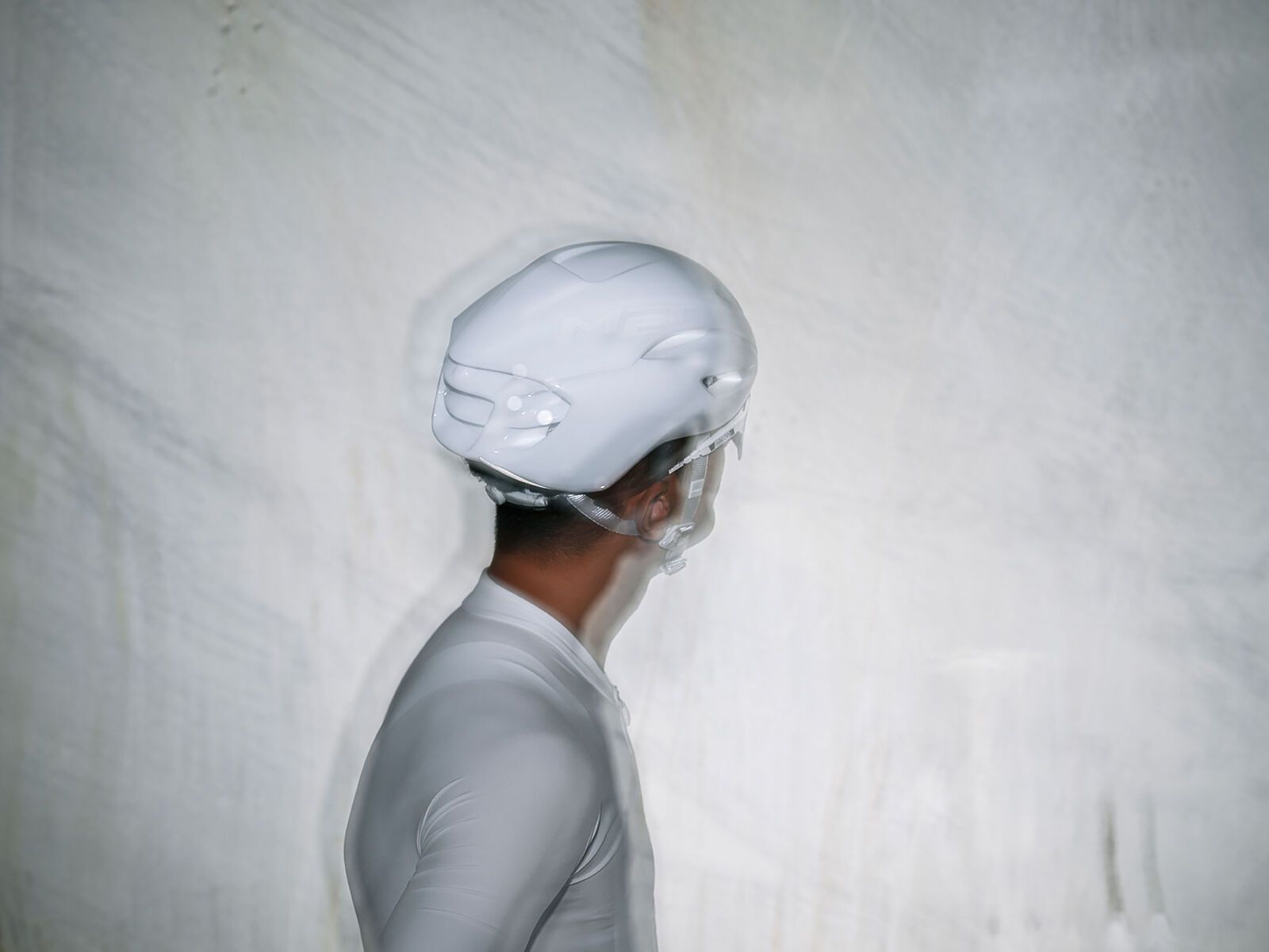 MET Manta MIPS, absolute white limited edition - Bild 16