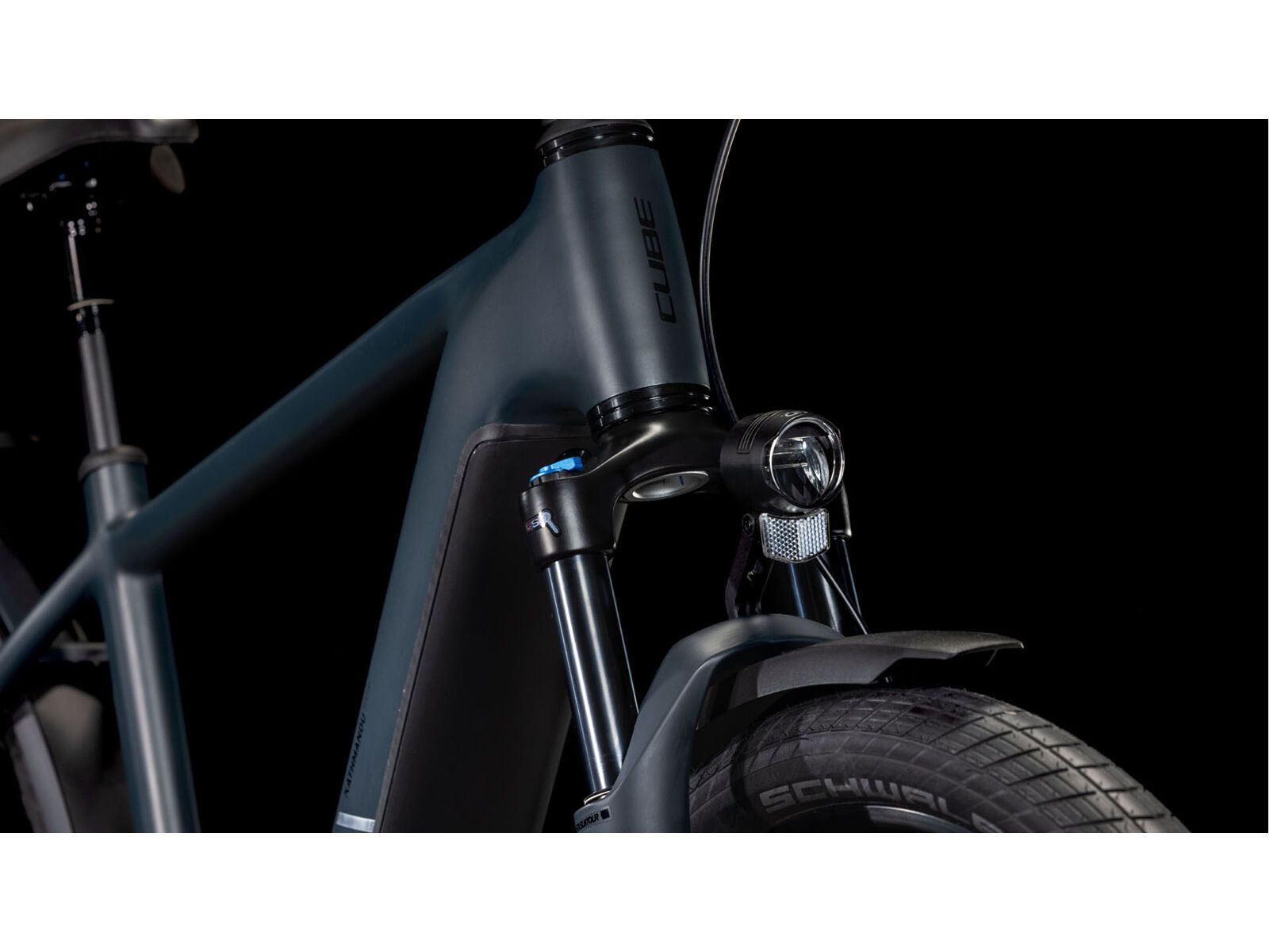 Cube Kathmandu Hybrid Comfort Pro 800, night´n´chrome - Bild 7