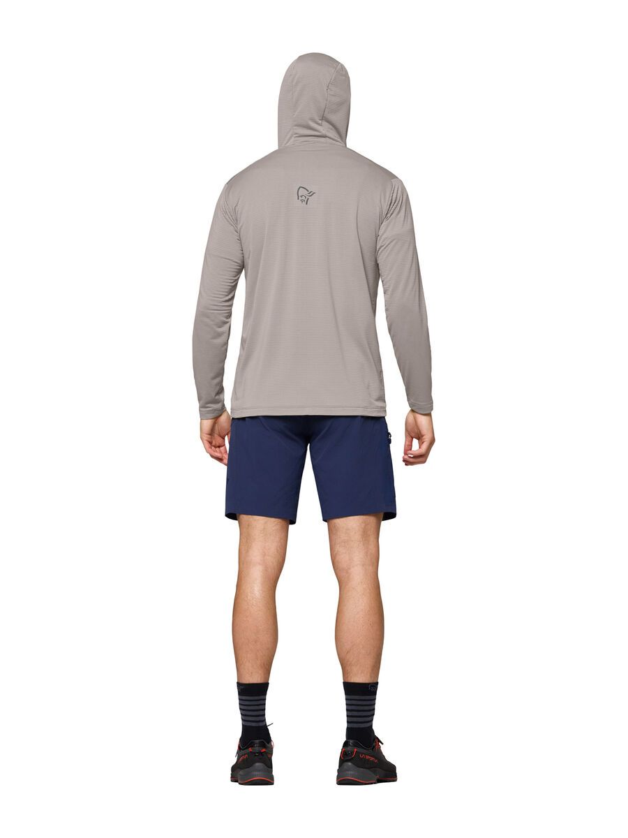 Norrona falketind warm1 Hood M's, winter twig/beluga - Bild 7