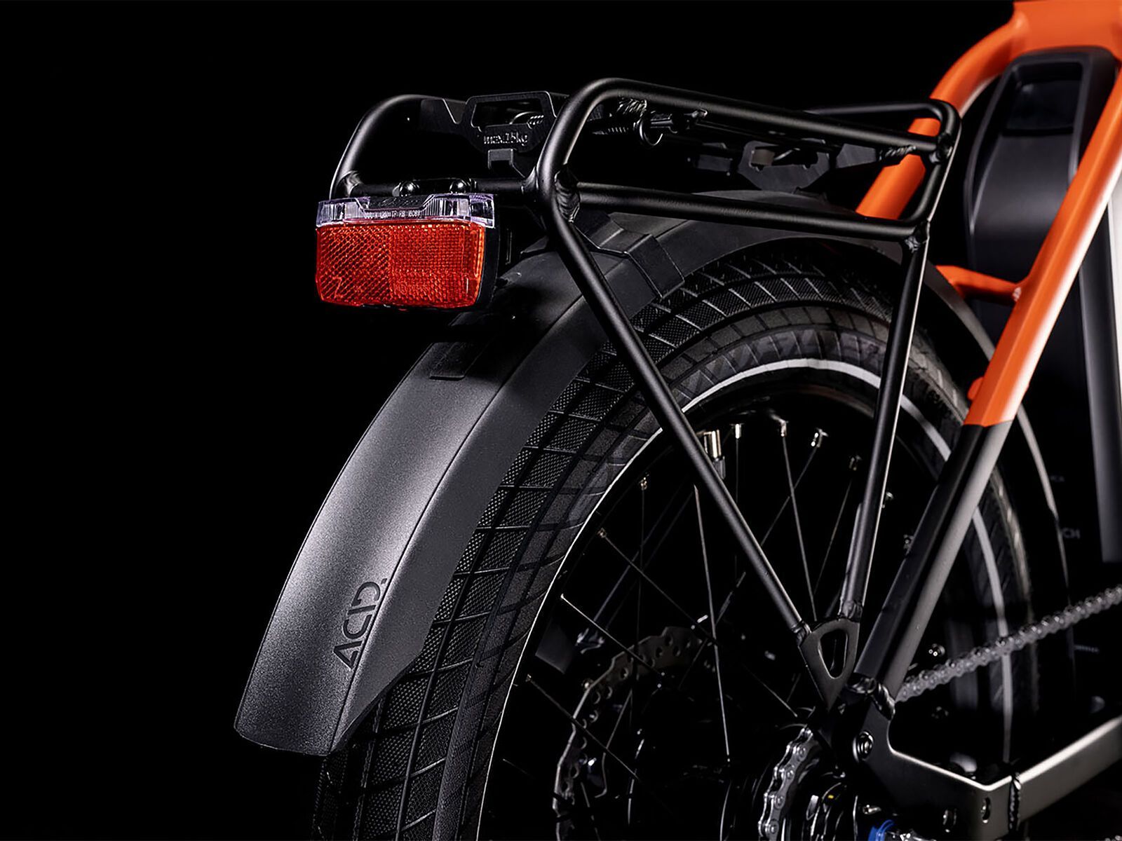 Cube Compact Hybrid 500, black´n´sparkorange - Bild 3