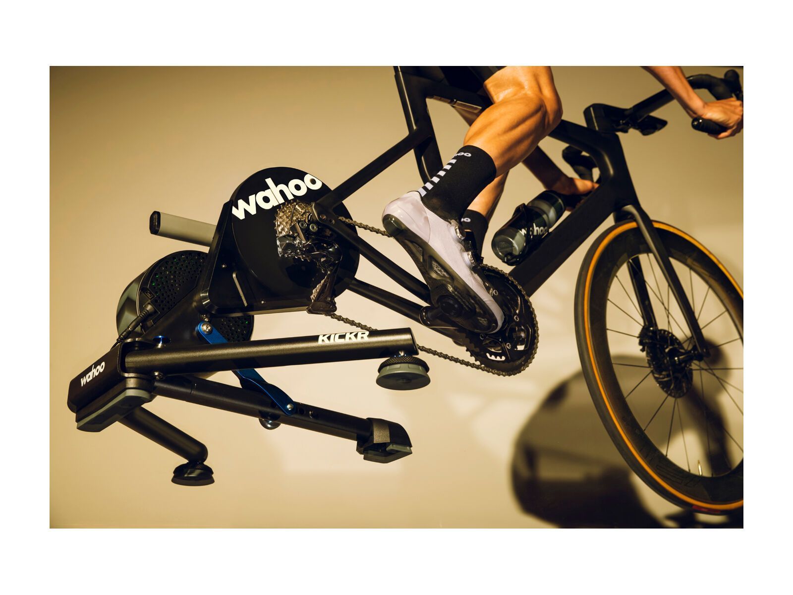 Wahoo Fitness Kickr AXIS Action Füße - Bild 12