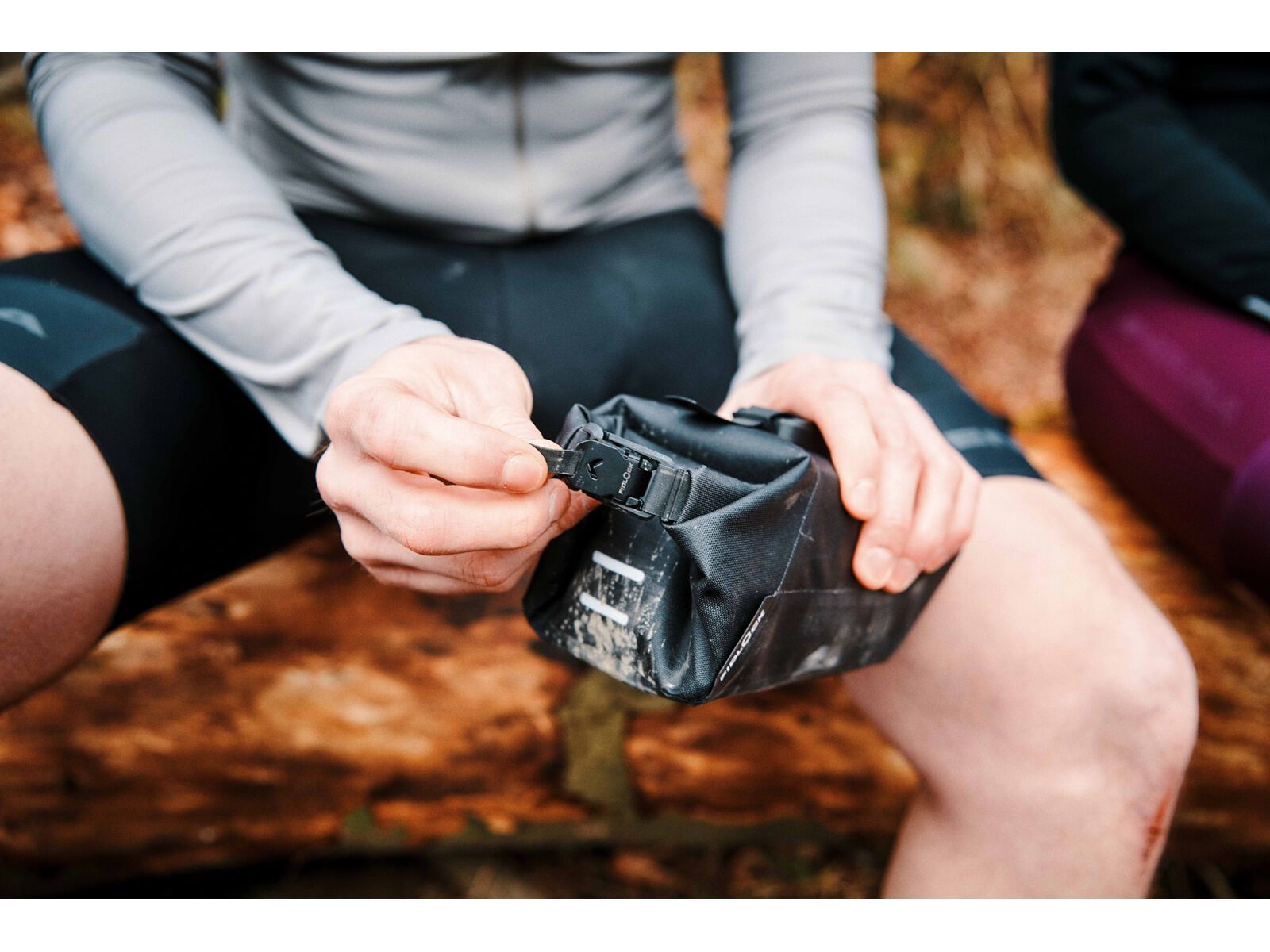 Fidlock Pinclip Saddle Bag M + Saddle Base, black - Bild 15