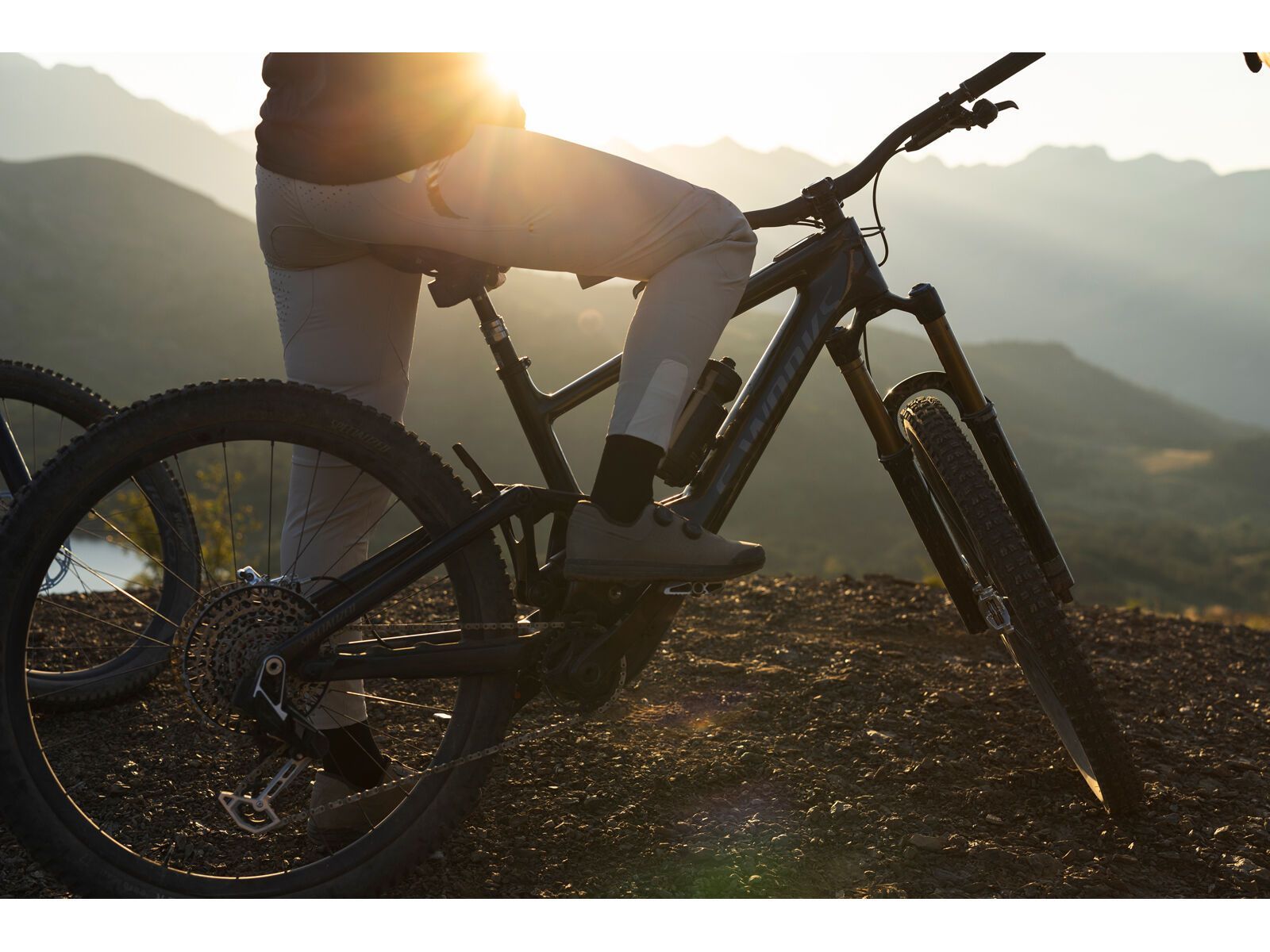 Specialized Turbo Kenevo SL 2 Expert Carbon 29, gloss obsidian/metallic obsidian/taupe - Bild 12