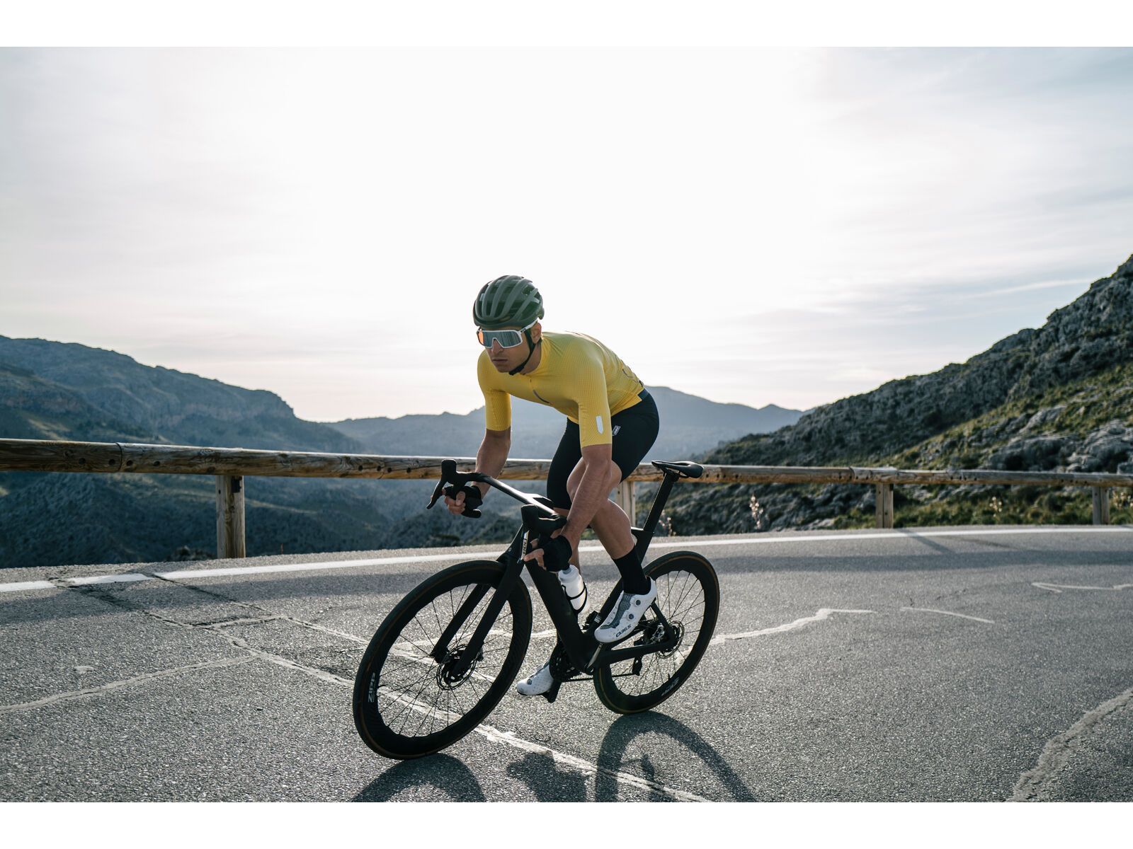 Q36.5 Unique Road Shoes, white - Bild 11