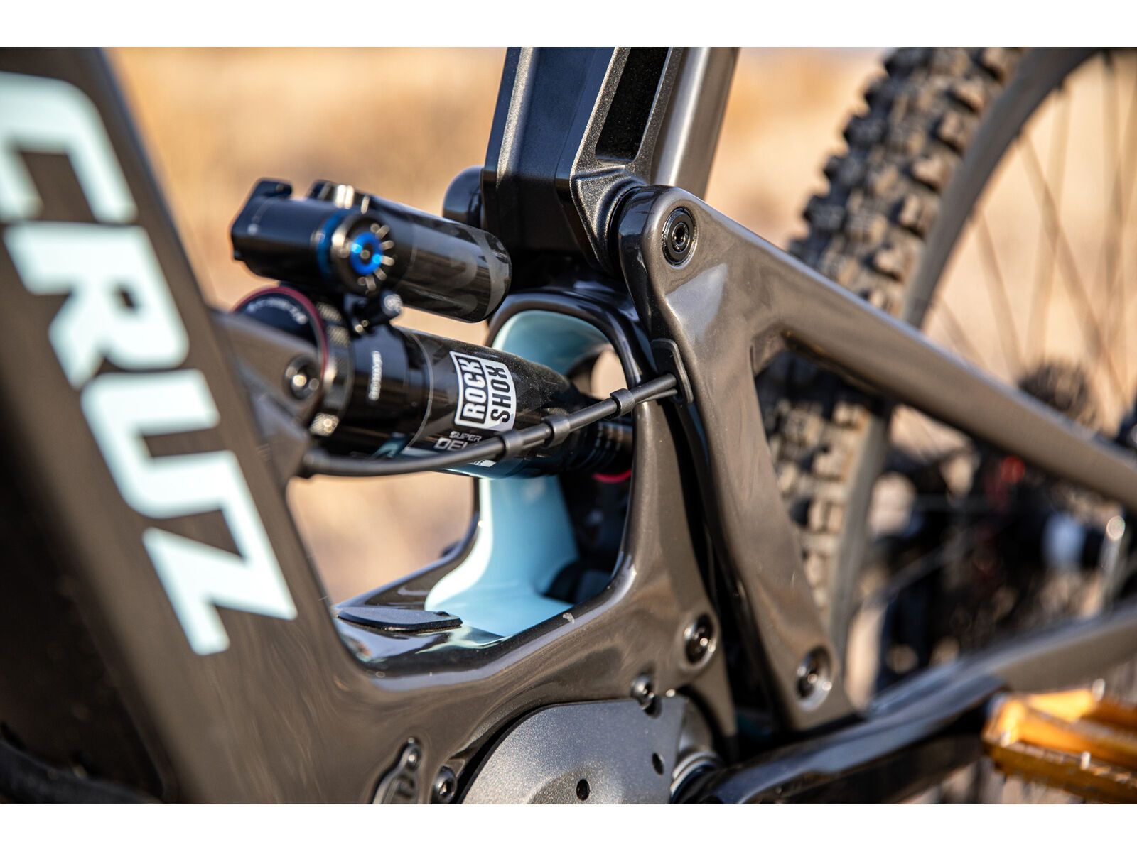 Santa Cruz Bullit CC / X01 / MX, gloss carbon - Bild 14