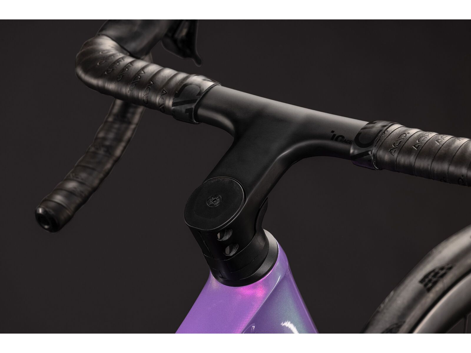 Cube Attain C:62 SLT, cosmicpurple´n´black - Bild 2