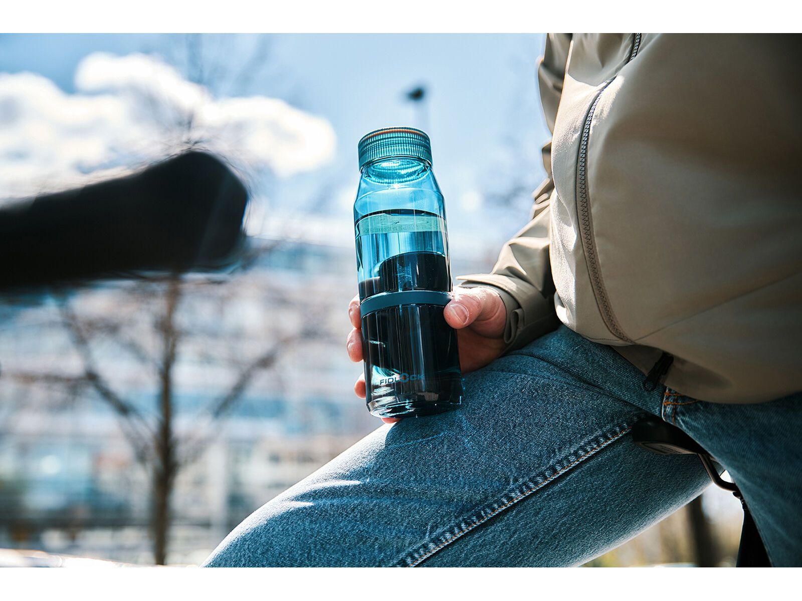 Fidlock Twist Bottle 700 Life + Bike Base, trans. dark blue - Bild 23