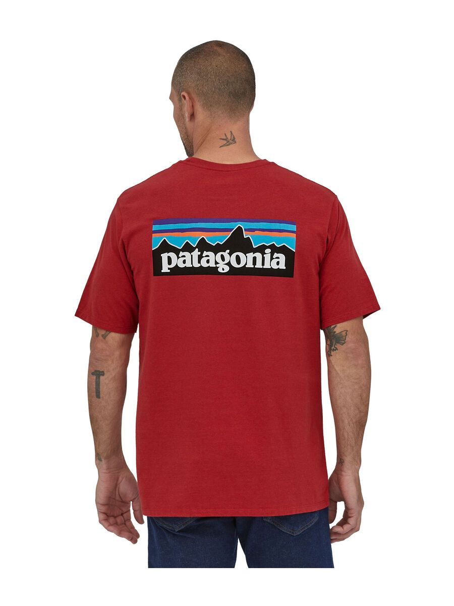 Patagonia Men's P-6 Logo Responsibili-Tee, sumac red - Bild 3