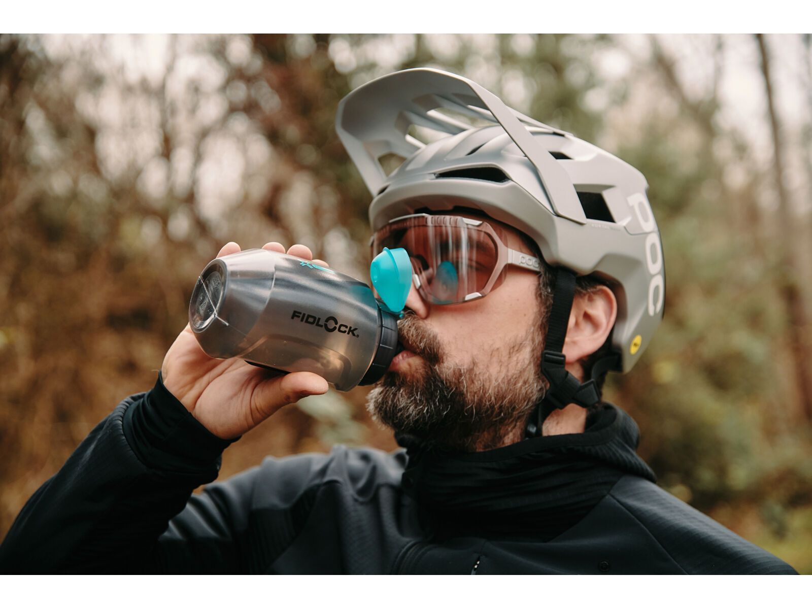 Fidlock Twist Bottle 550 Compact Antibacterial + Bike Base, transparent black/light green - Bild 13