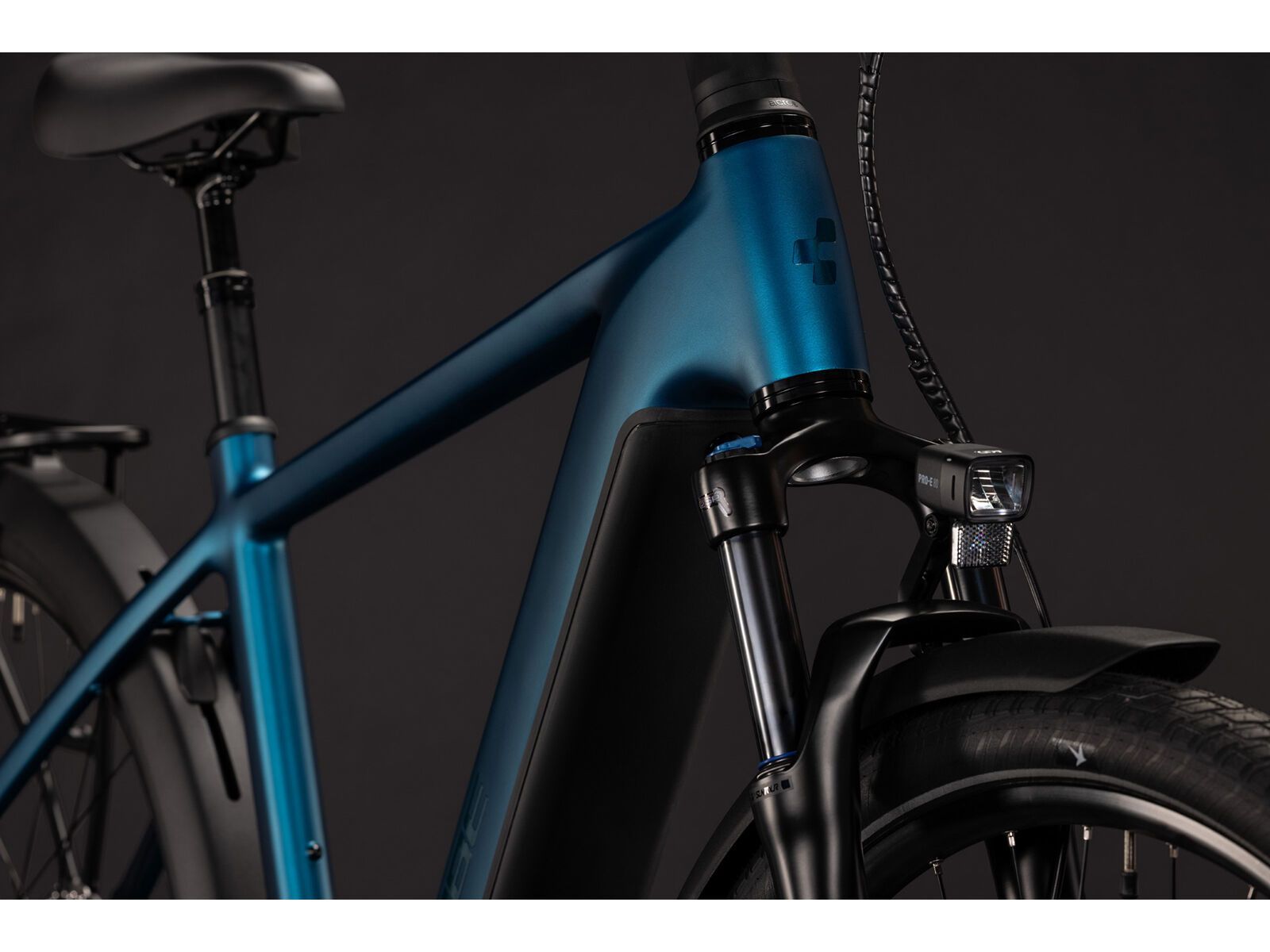 Cube Touring Hybrid Pro 800, electricblue´n´prizm - Bild 6