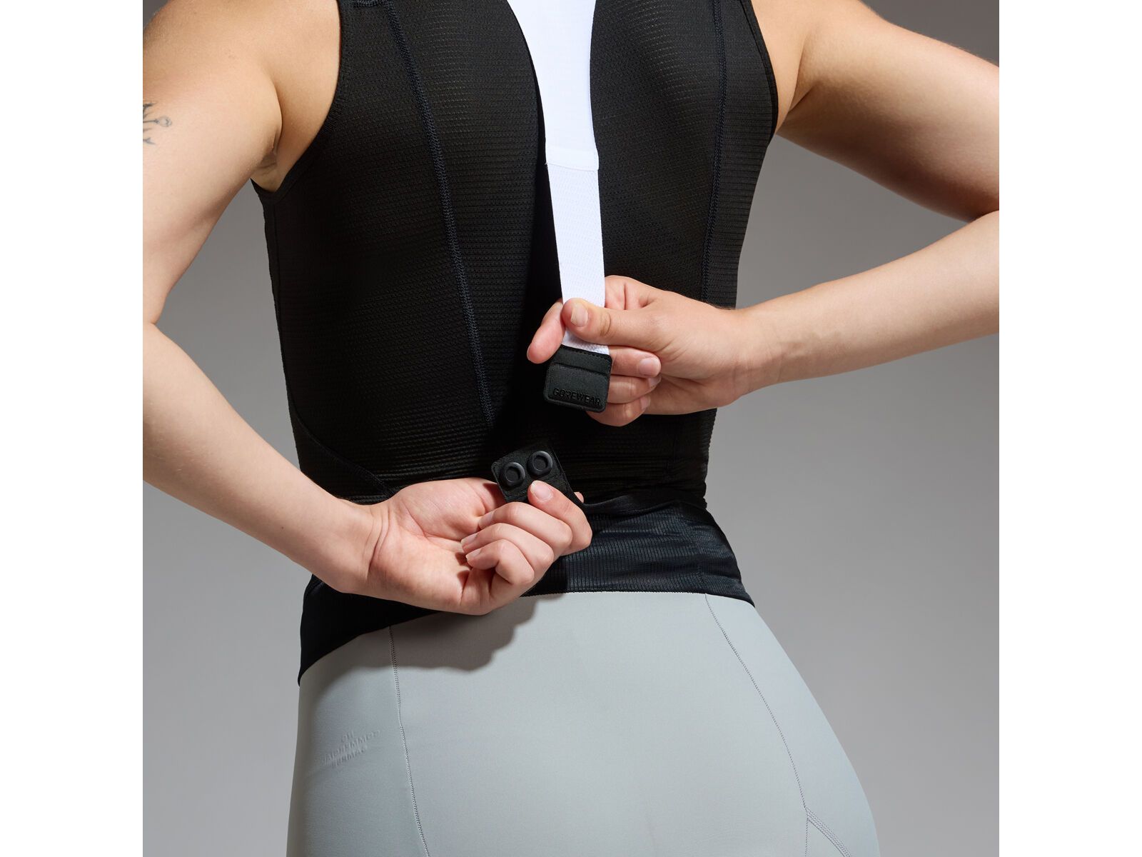 GOREWEAR Spinshift Cargo kurze Trägerhose Damen, lab gray - Bild 8