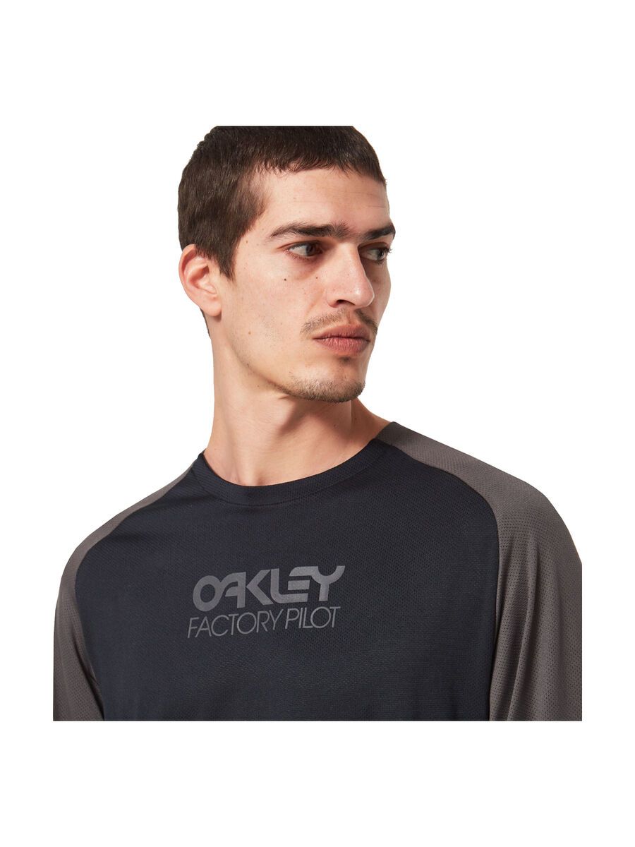 Oakley Factory Pilot MTB LS Jersey II, black/forged iron - Bild 12