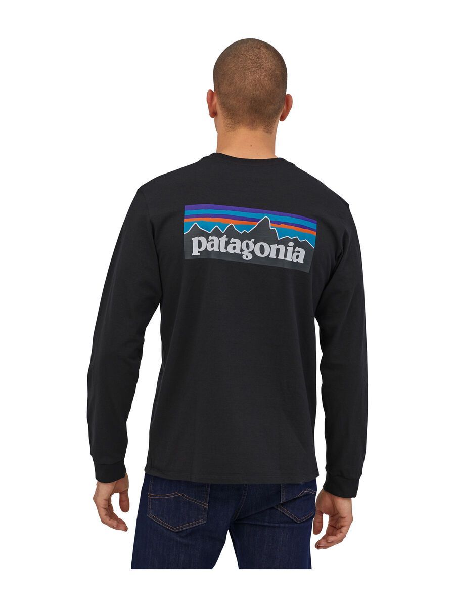 Patagonia Men's Long-Sleeved P-6 Logo Responsibili-Tee, black - Bild 4