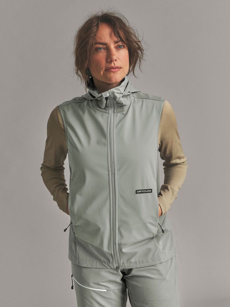 Ortovox Ortler Softshell Plus Vest W, green sage - Bild 4