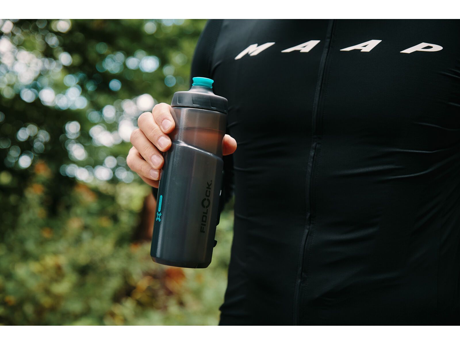 Fidlock Twist Bottle 600 Antibacterial + Bike Base, transparent black/light green - Bild 14