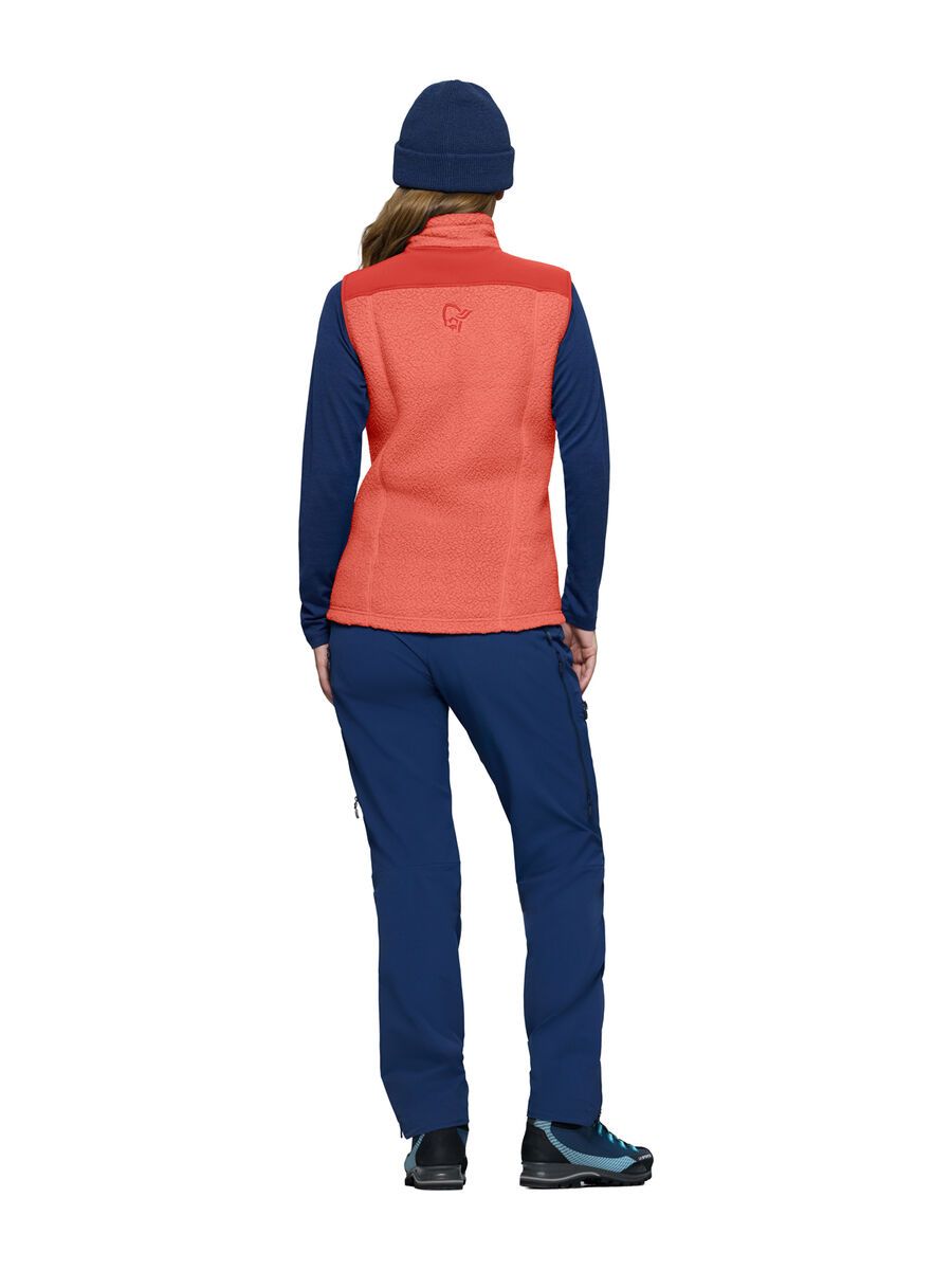 Norrona trollveggen warm3 Vest W's, deep sea coral/baked apple - Bild 7