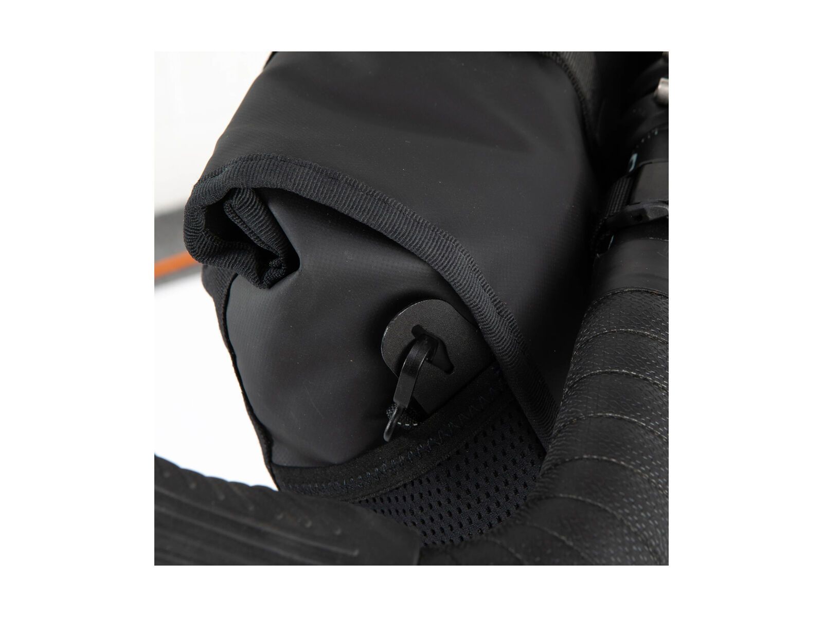 Restrap Rolltop Canister Bag - 4 L, black - Bild 8