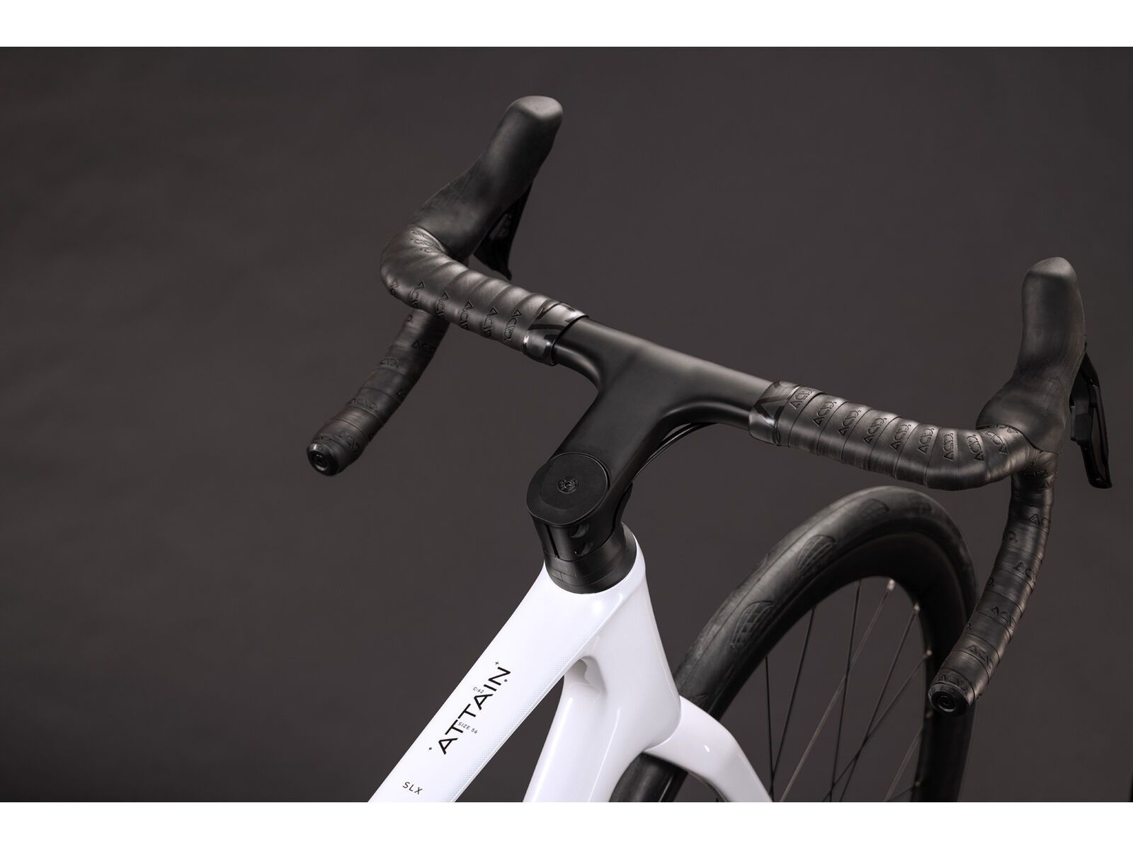 Cube Attain C:62 SLX, metallicwhite´n´black - Bild 2