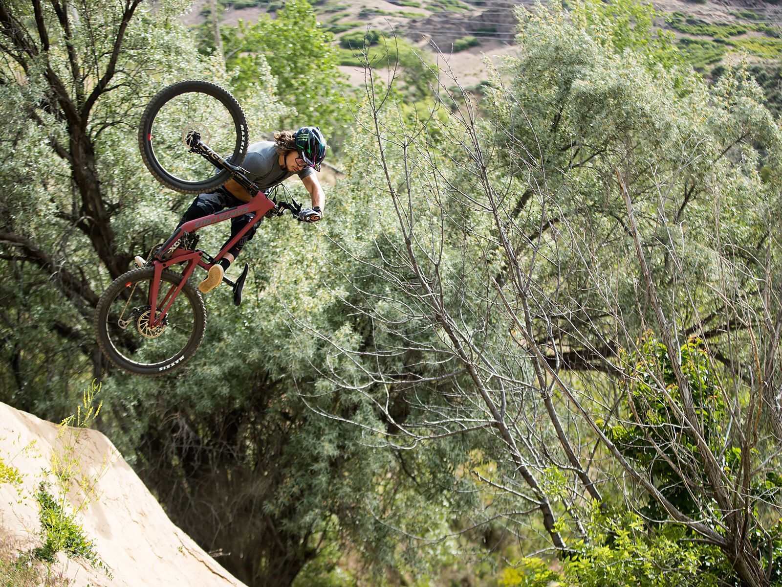 Santa Cruz 5010 C XT, loosely blue - Bild 7