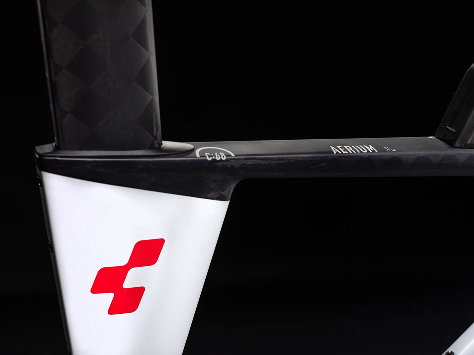 Cube Aerium C:68 SL Low, carbon´n´red - Bild 3