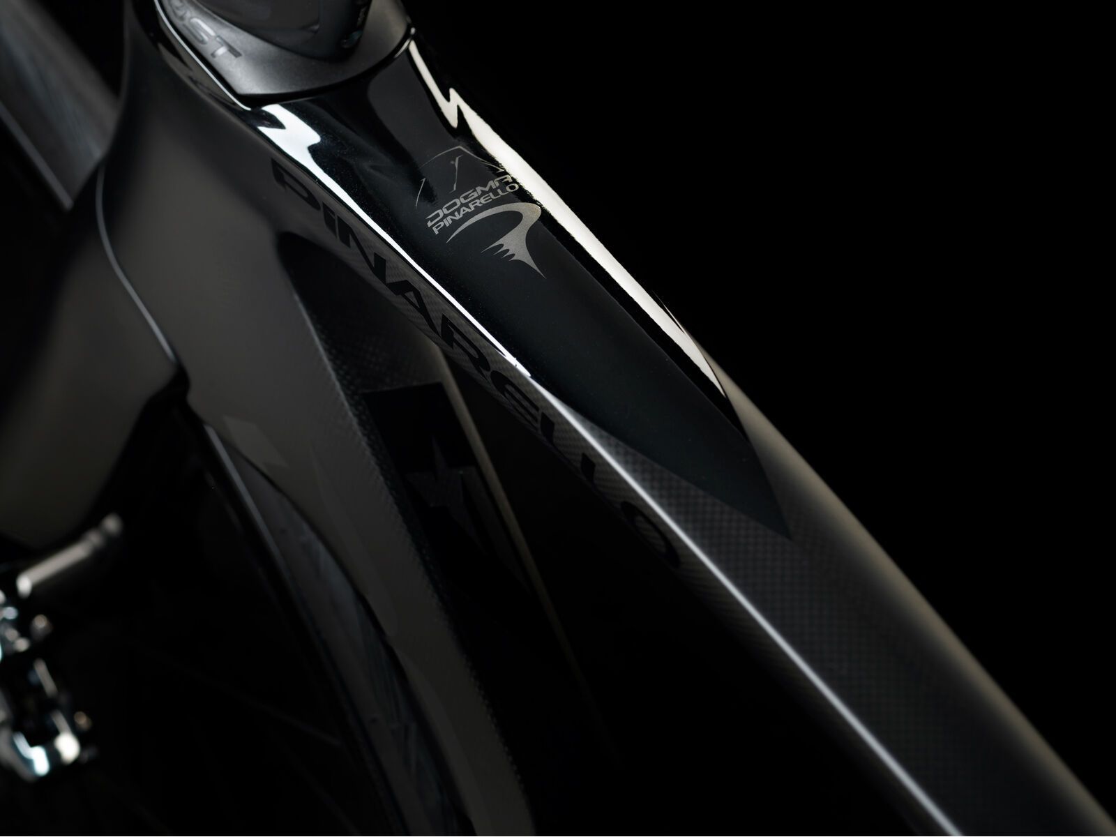 Pinarello Dogma F Dura Ace Di2 / DT Swiss PRC 1400 SPLINE®, onyx bob - Bild 12