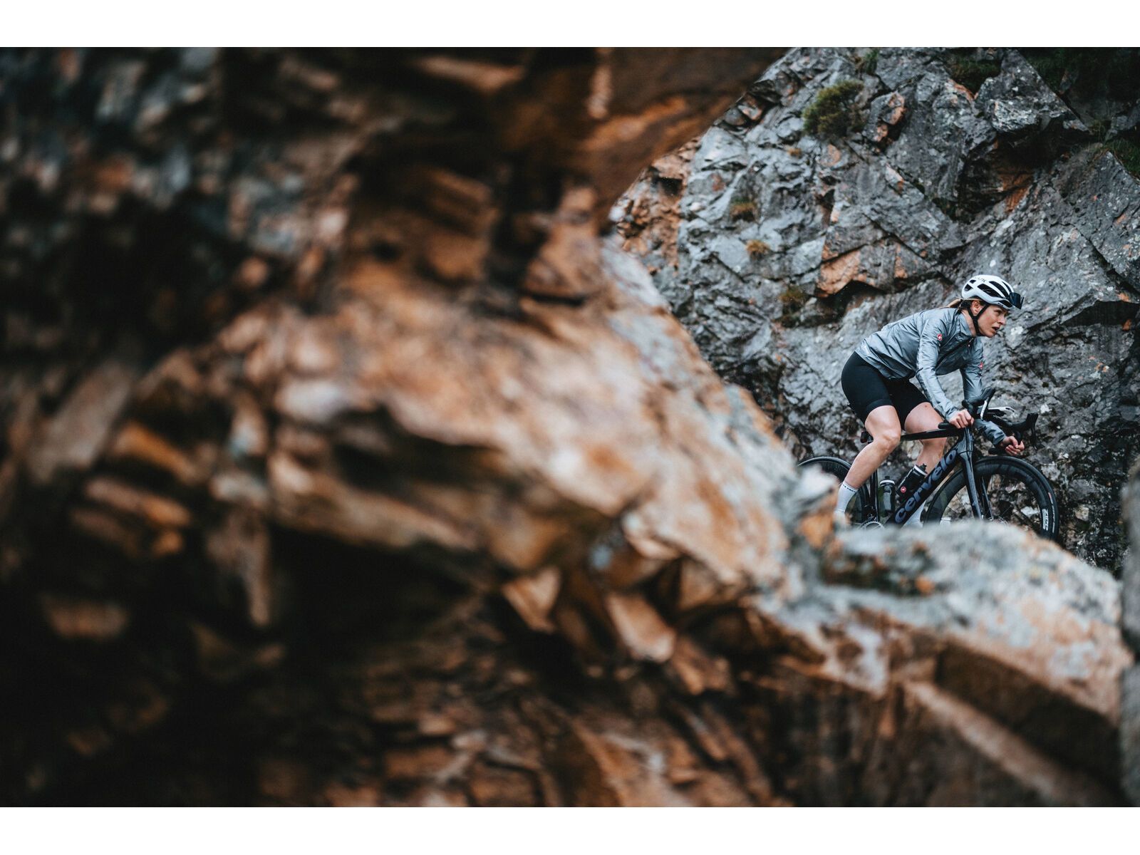 Castelli Tempesta Lite W Jacket, gray - Bild 11