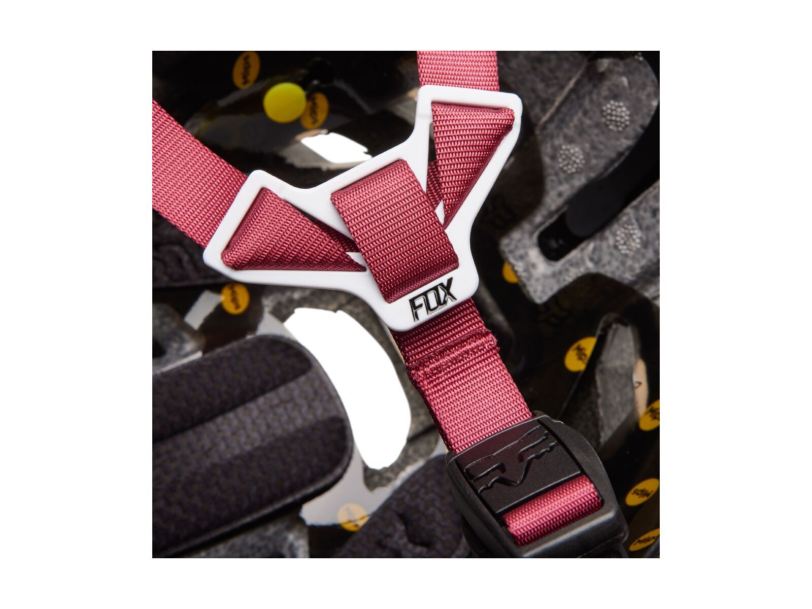 Fox Speedframe Pro Camo, black camo - Bild 7