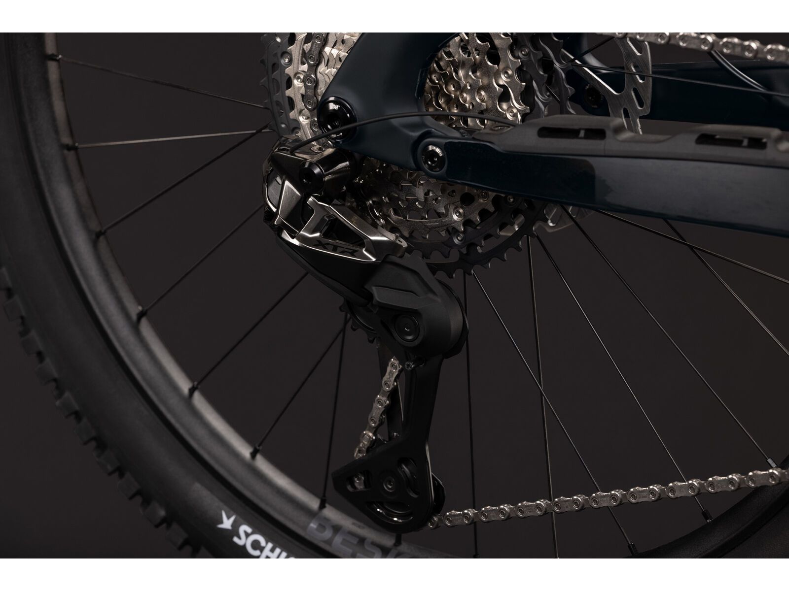 Cube AMS Hybrid 177 C:62 AT 600X, carbon´n´white - Bild 7