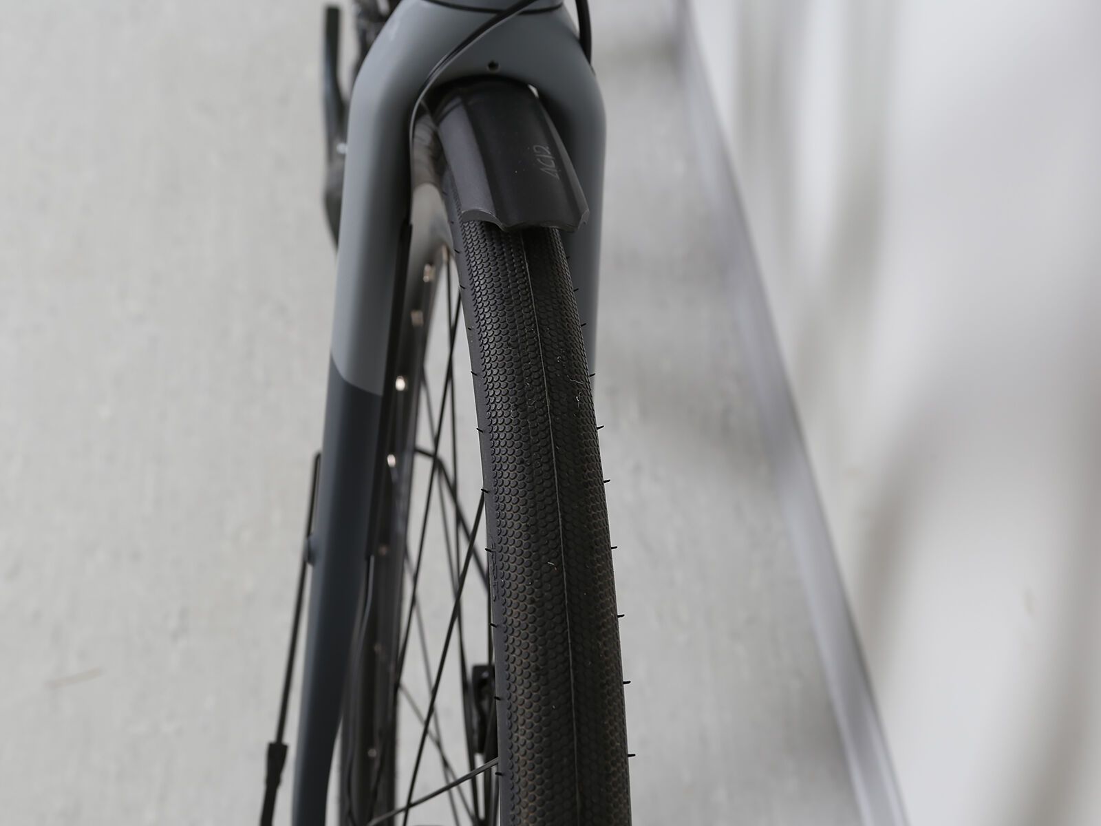 *** 2. Wahl *** Cube Nuroad Pro FE 2020, grey´n´black - Gravelbike | Größe 56 cm - Bild 3