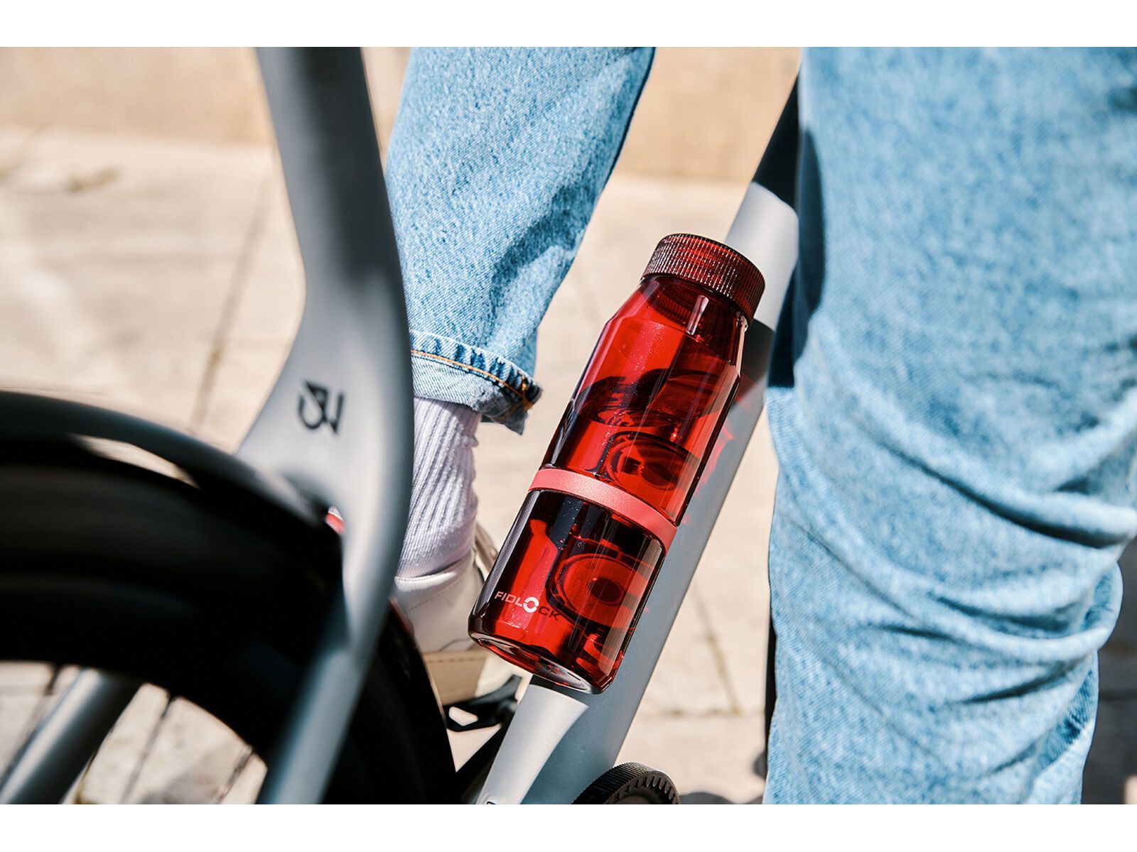 Fidlock Twist Bottle 700 Life + Bike Base, trans. dark red - Bild 9