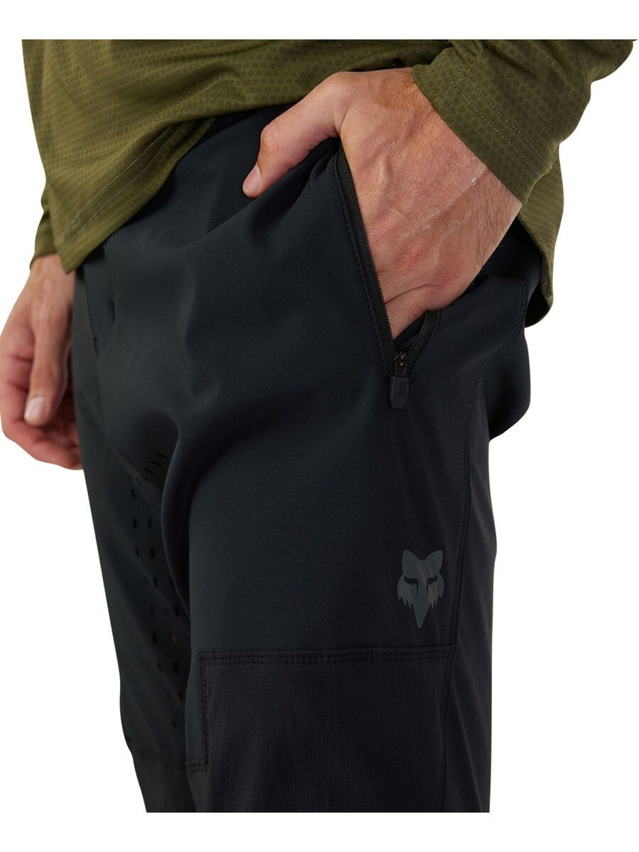 Fox Defend Pant, black - Bild 9